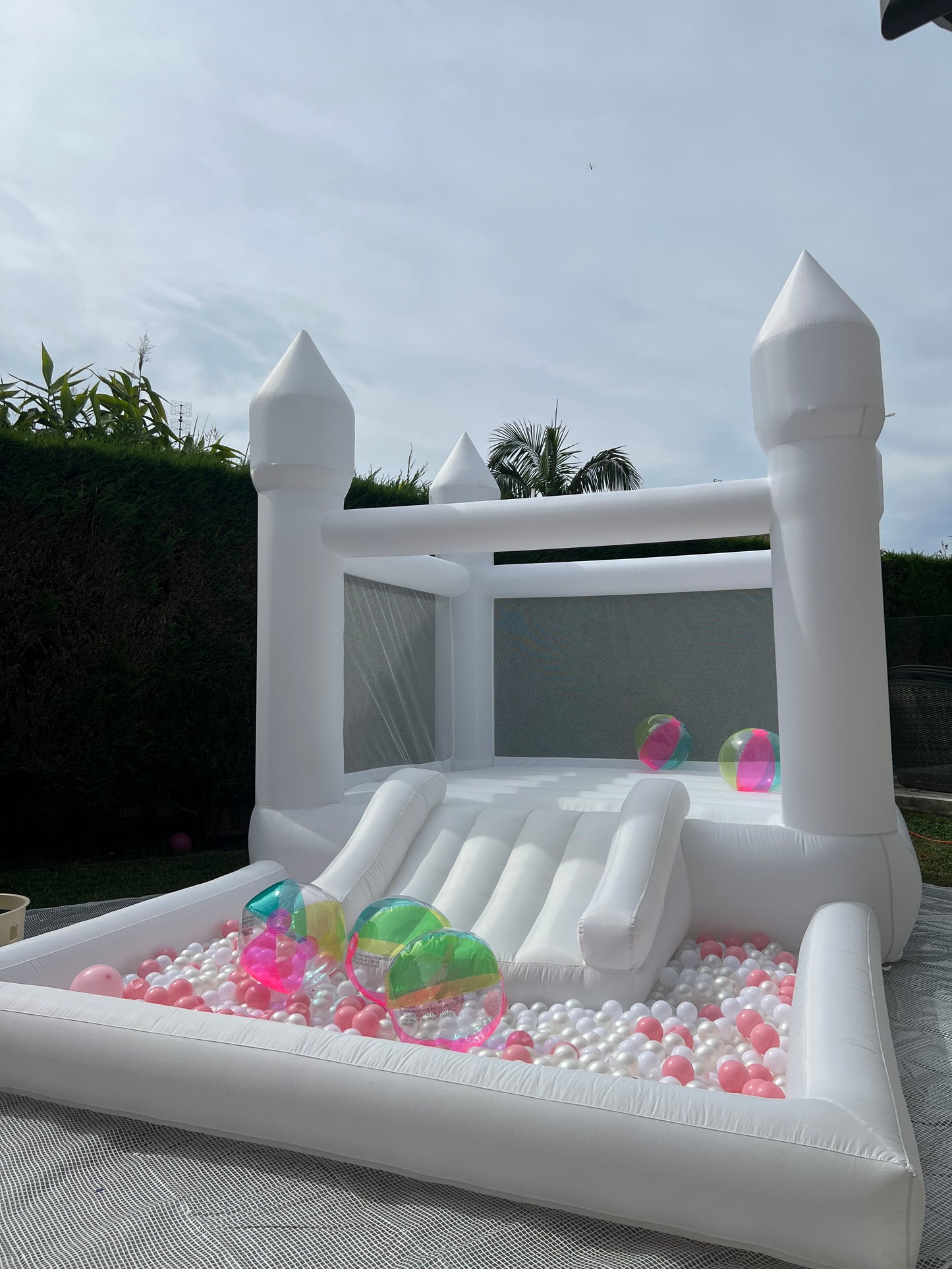 White Jumping Castle | Self Collect